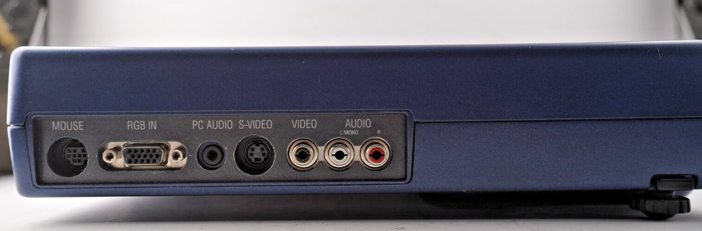 PLUS U2-870 DATA DLP PORTABLE PROJECTOR - Good Working Condition