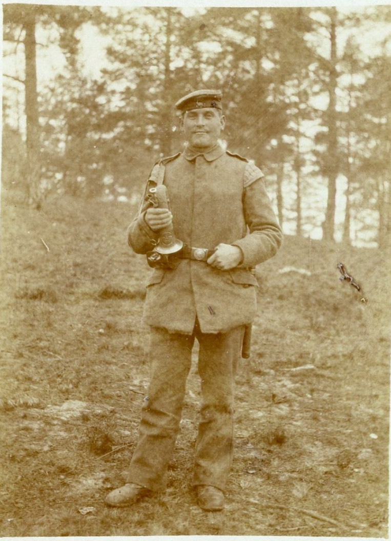 WW1 German Soldier With Bugle, Musician Wings Insignia Im Feld Photo
