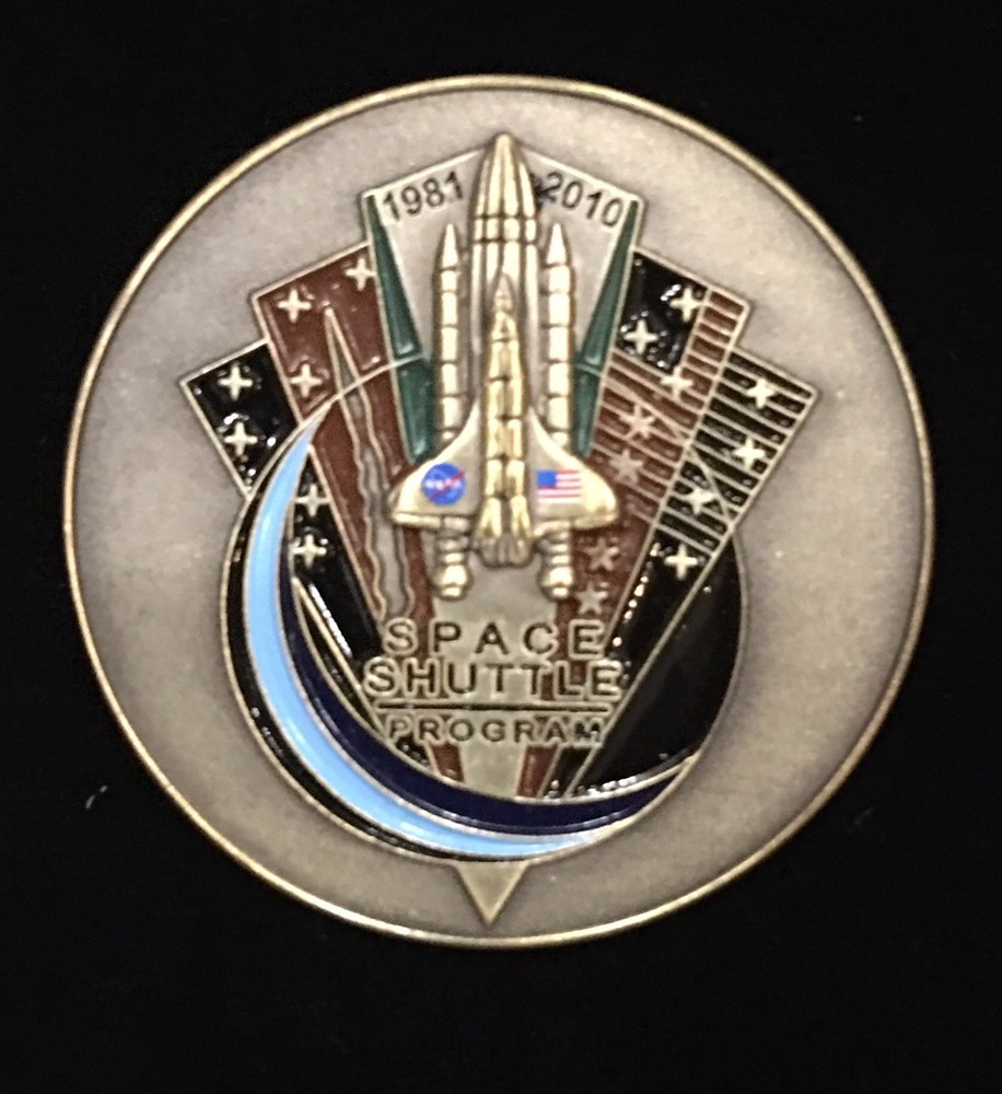 SPACE SHUTTLE PROGRAM STS 1981 - 2010 PATRIOTIC ENAMELED COIN