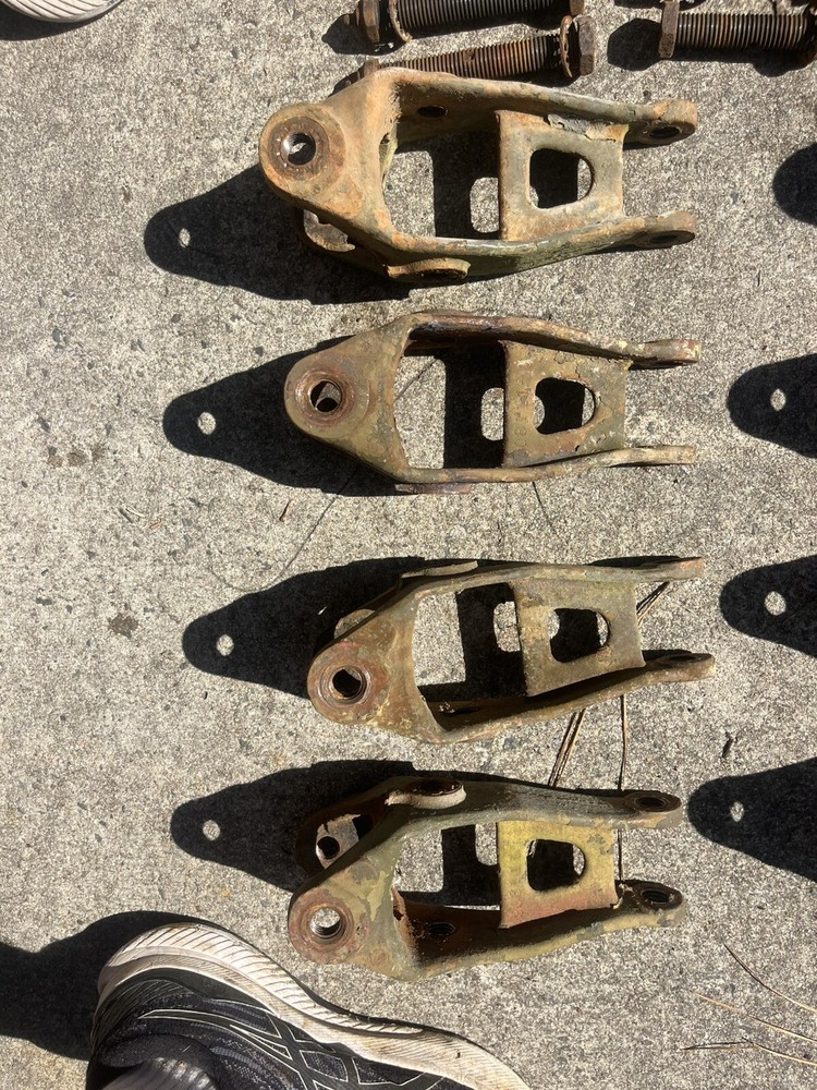 M29/C Studebaker Weasel Yoke, Threaded, Bogie Spring With Bolts