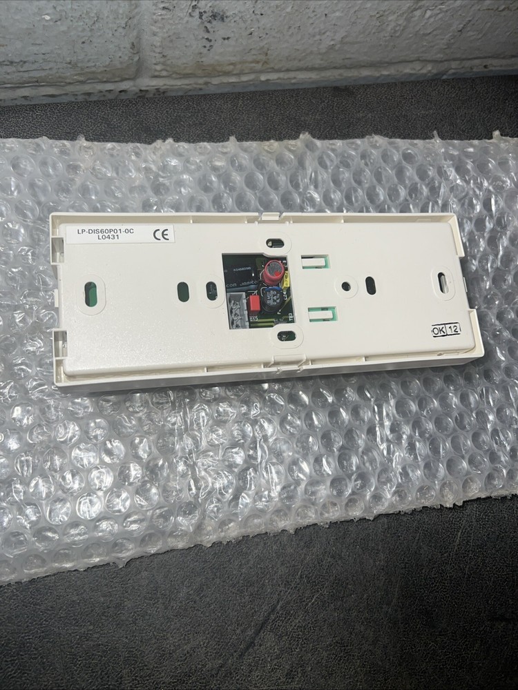 JOHNSON CONTROLS LP-DIS60P11-0C Wall Mount Controller