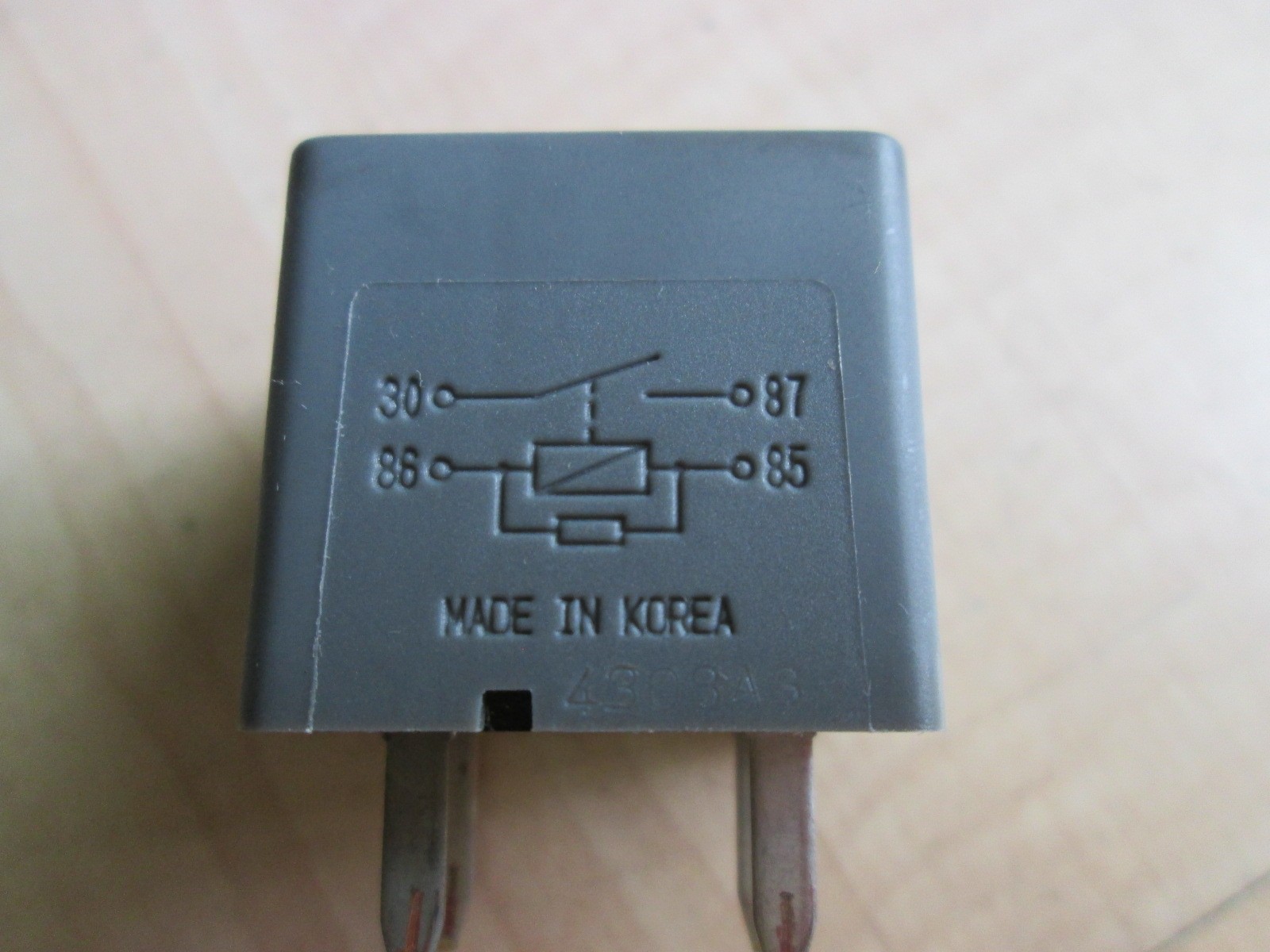 GM Delphi 15328864 8864 Automotive Relay 4-prong 12V #R21FC