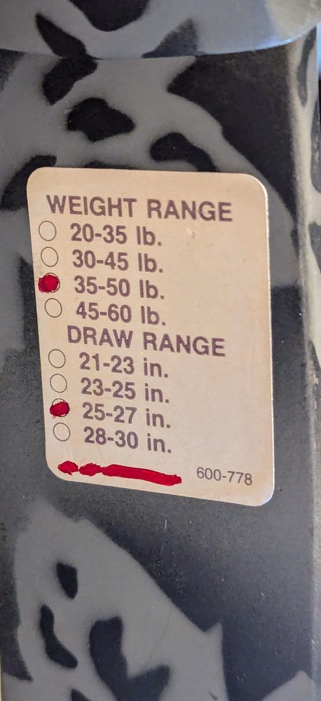 SILVERHAWK Compound Bow & Hunter Arrows Camo