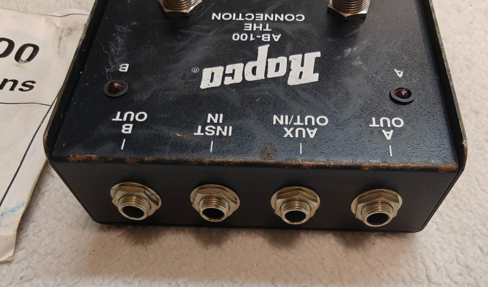 Rapco AB-100 A/B Passive Switching Box