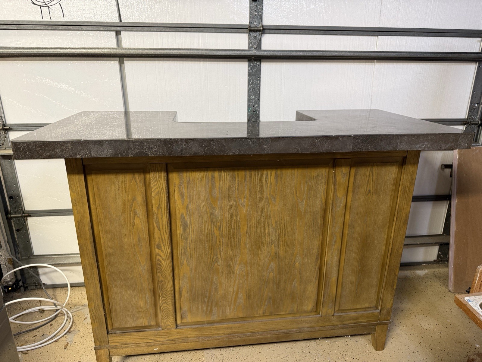 Montibello Bluestone Marble Pattern Home bar