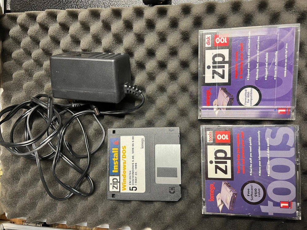 Vintage iOmega Zip 100 External Parallel Drive Bundle - Indigo