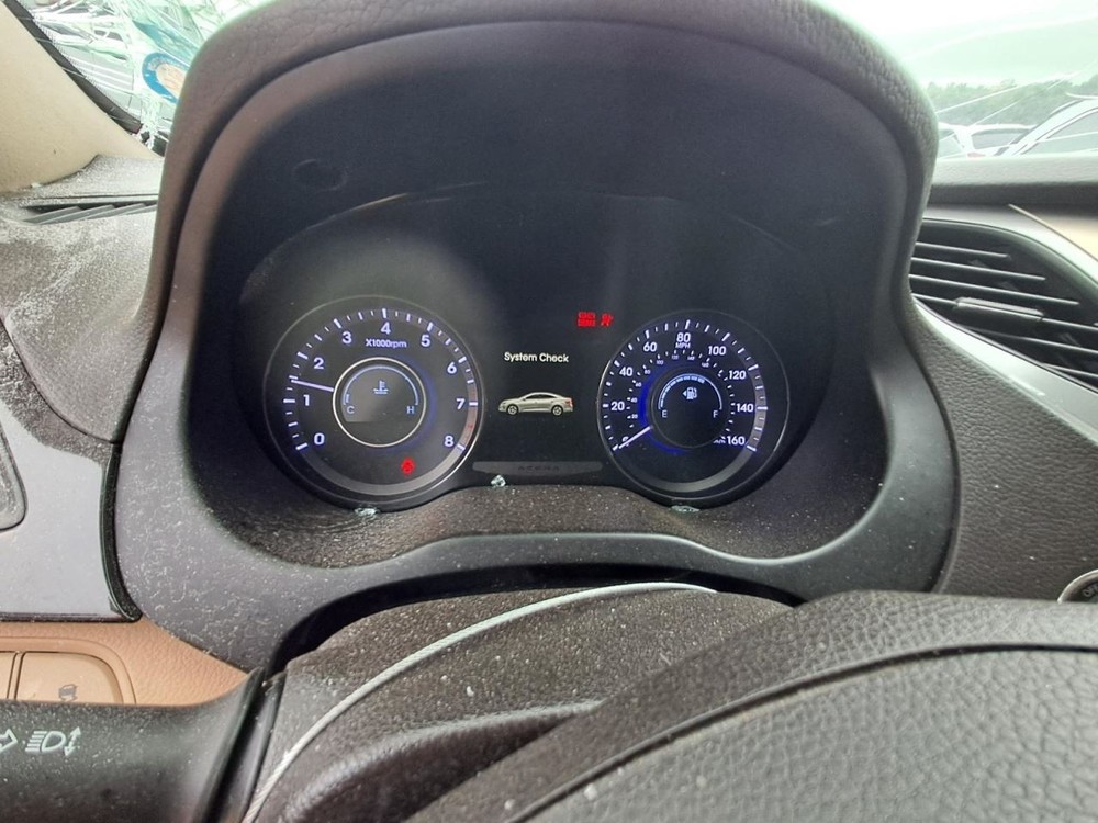 AZERA 2014 Glove Box 4806983