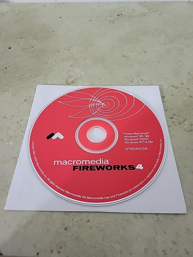 Macromedia Fireworks 4 CD-Rom Software Apple Macintosh With Code