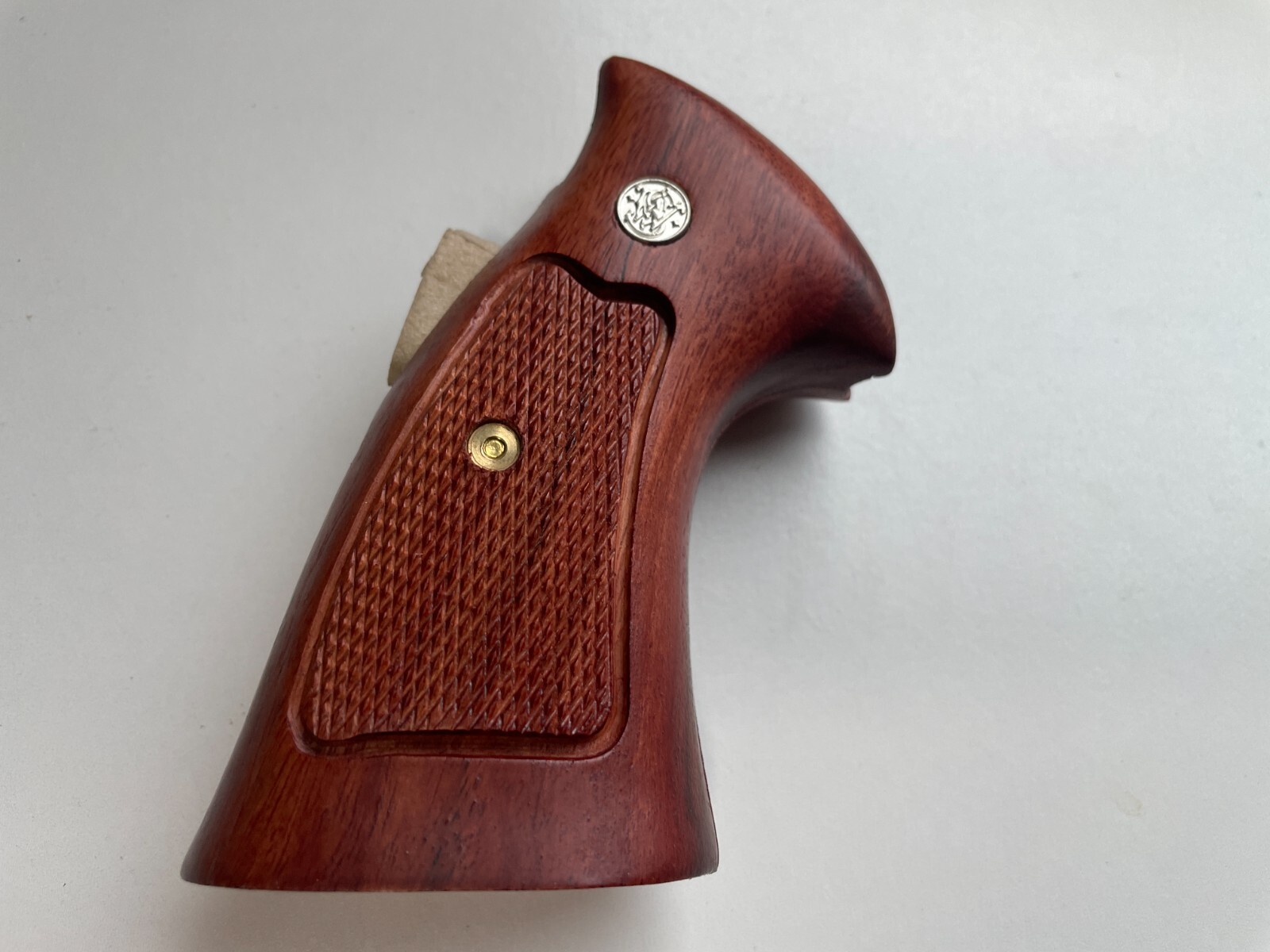 New Checker Wood Decorative Grips for S&W, K/L ROUND BUTT 686; pattern03