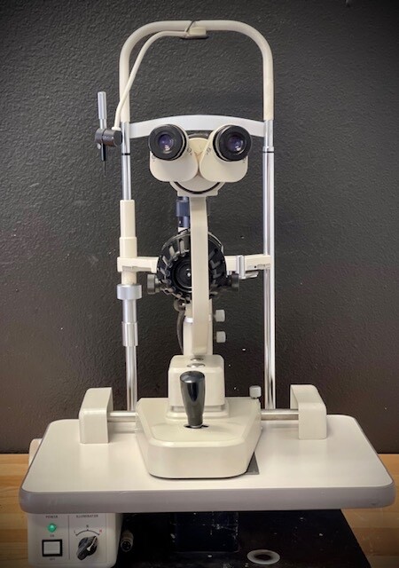 Topcon SL-2E Slit Lamp-Good Condition!