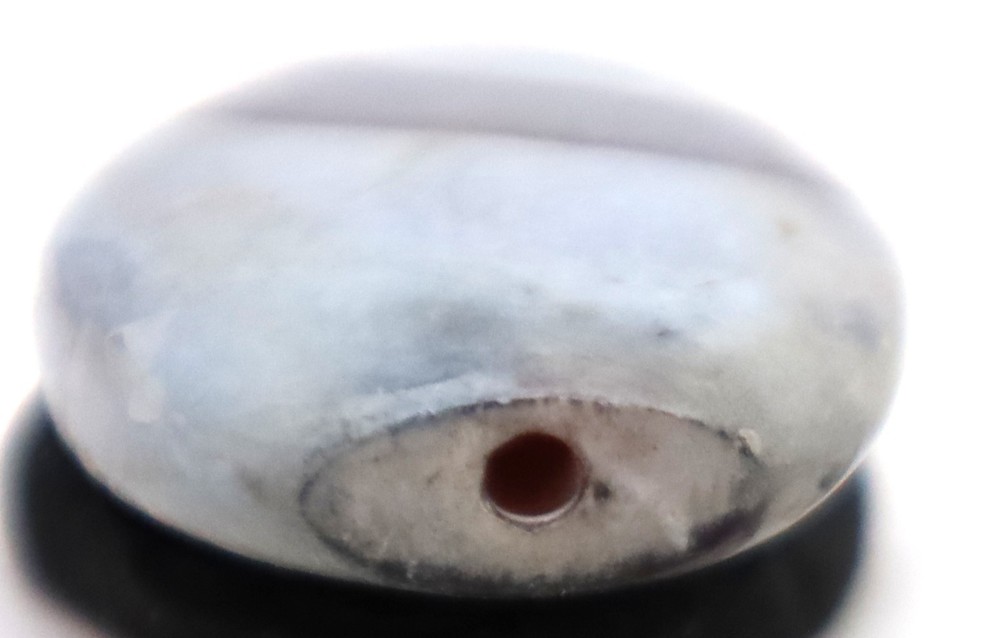 Ancient Tibetan Agate Stone Bead with rare Pattern in good Condition