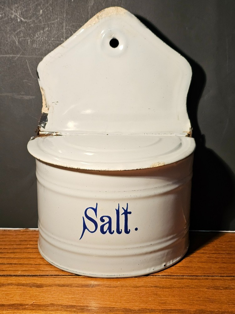 ANTIQUE ENAMEL WARE WALL MOUNT SALT CELLAR GERMANY