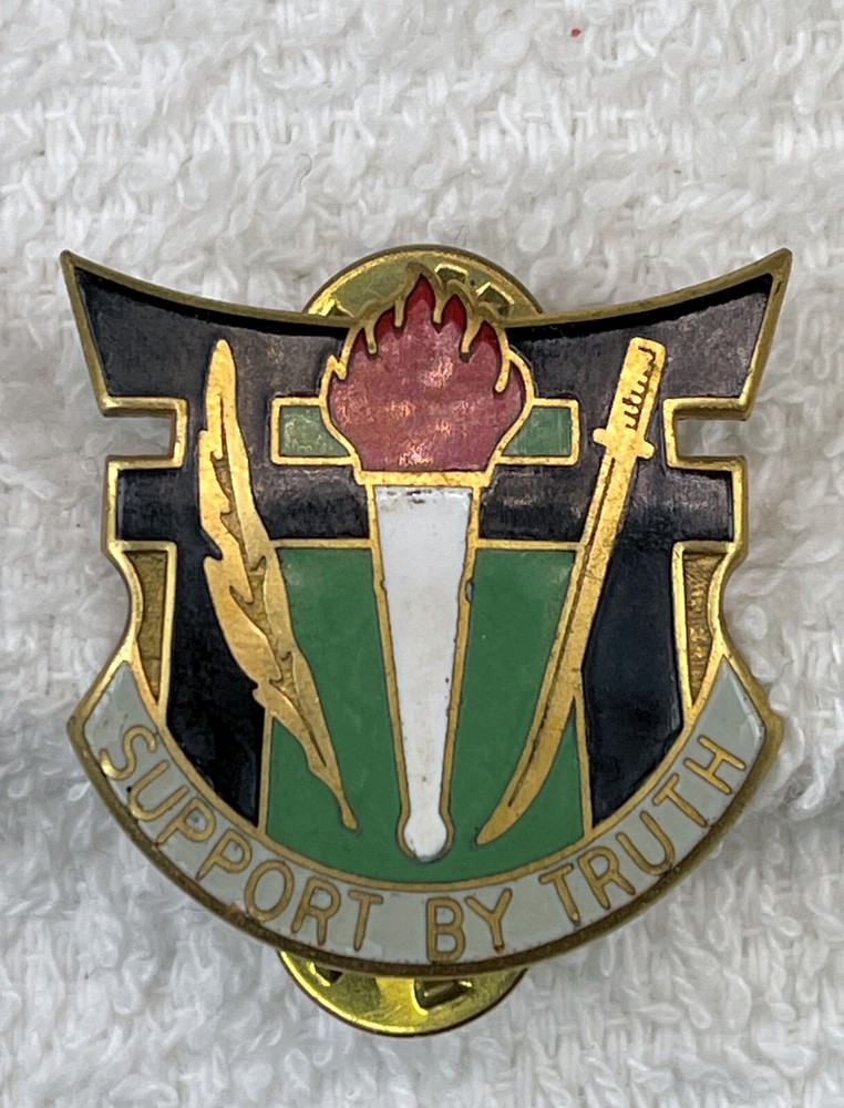 Original:  7th PHYOPS  Grp DI / DUI / crest  CB   8-24  67