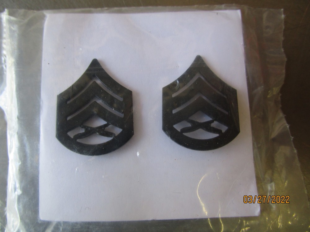 Insignia Staff Sergeant Pin Pair