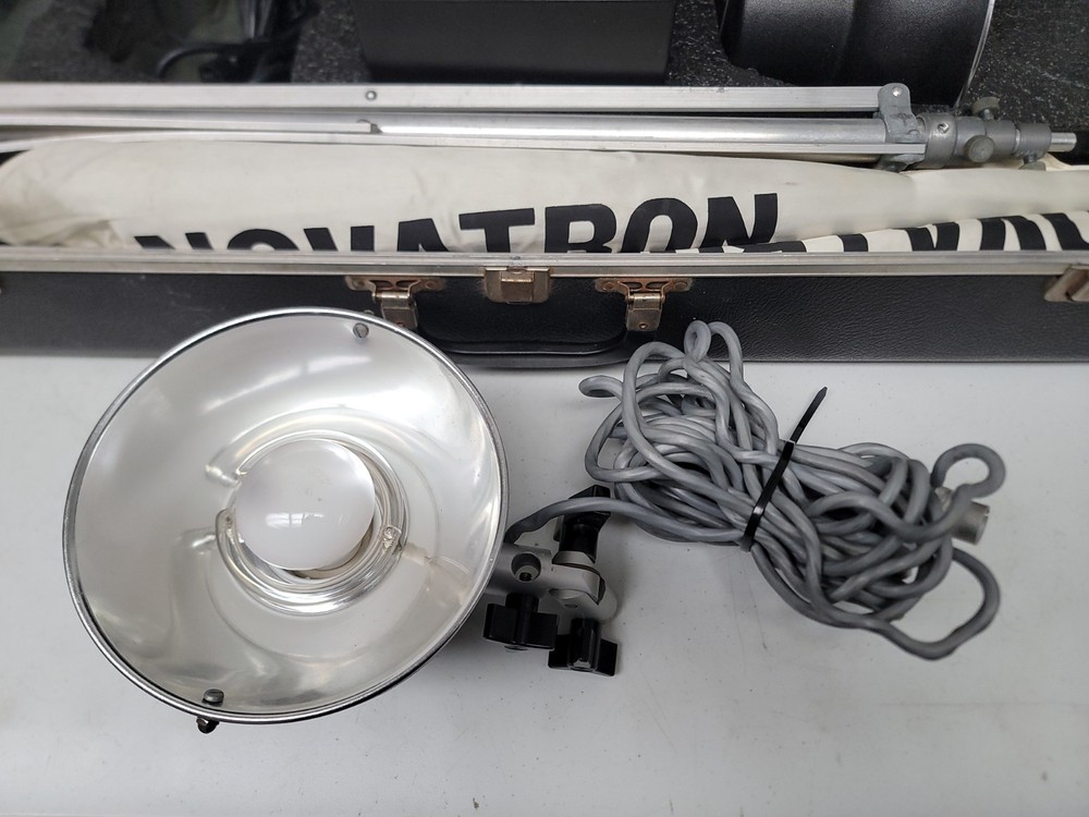 Novatron 550 Lighting Kit in Hard Case