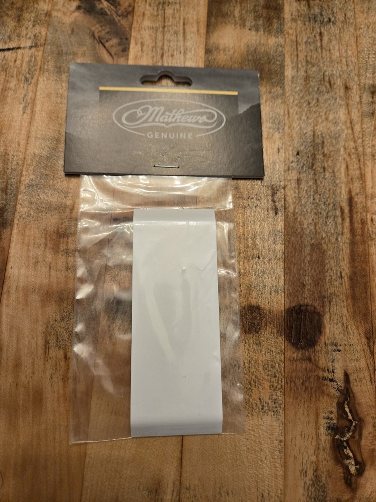 Mathews Custom Color Quiver Insert White
