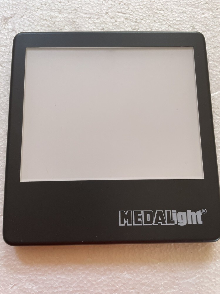 Medalight LP-100 Ultra-Thin LED Light Panel Negative and Slide Viewer