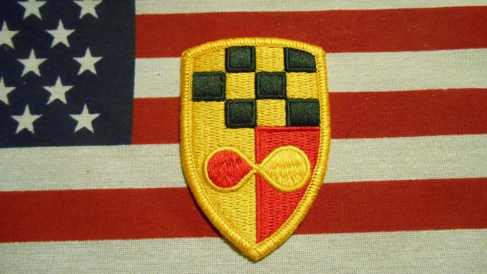 US ARMY INFORMATON AN DATA COMMAND COLOR PATCH M/E