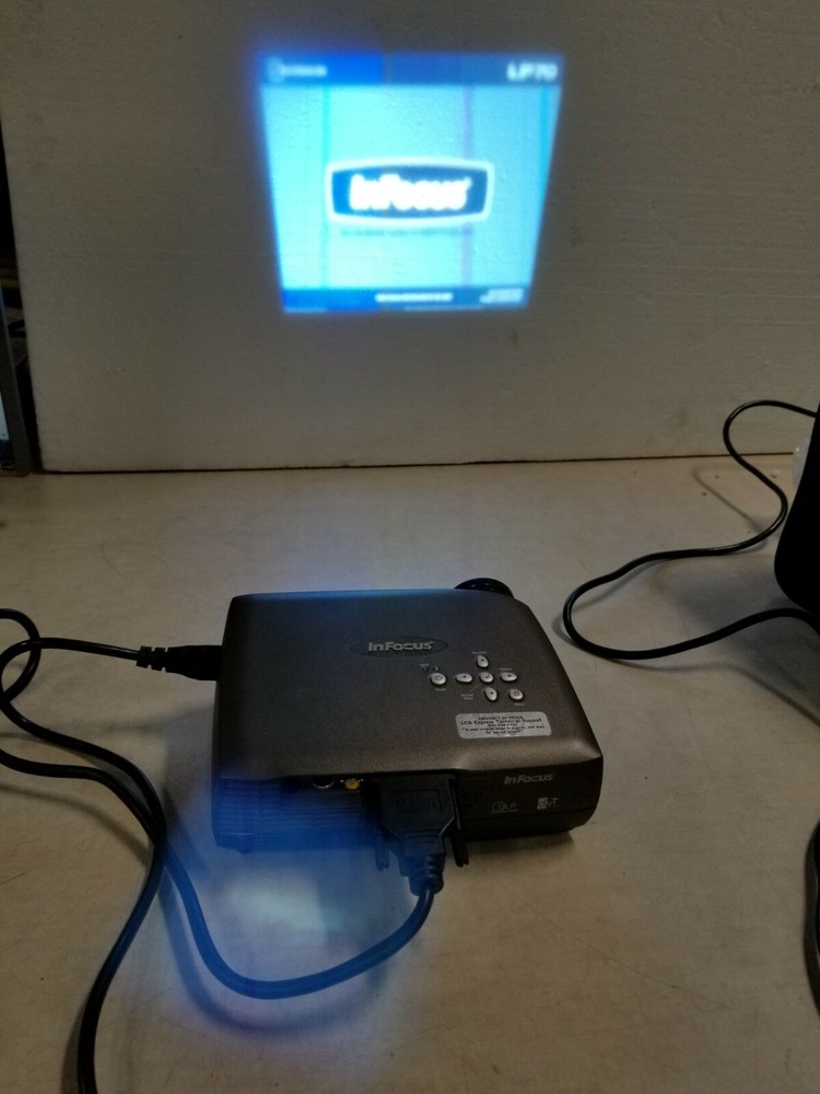 Infocus IN10 LP70 Portable Projector