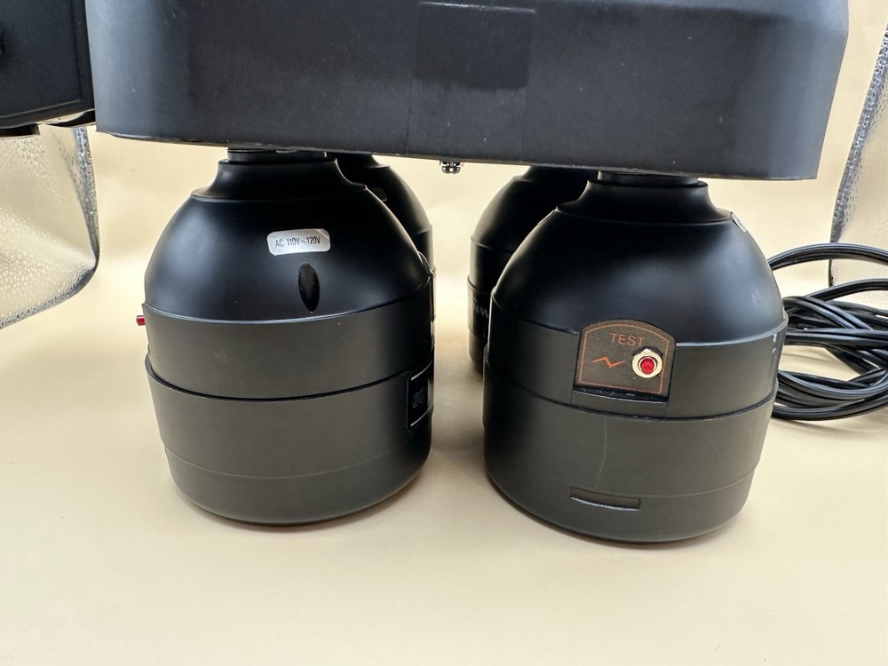 Britek S-201 AC Slave Flash 4 Head Studio Strobe Light GN22 Tested Working