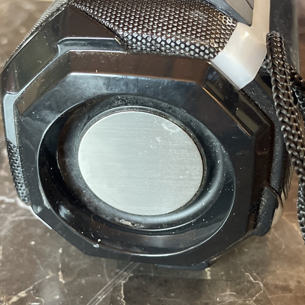 Bluestone Impulse 10w Pulsating Speaker Bluetooth - Tested Works