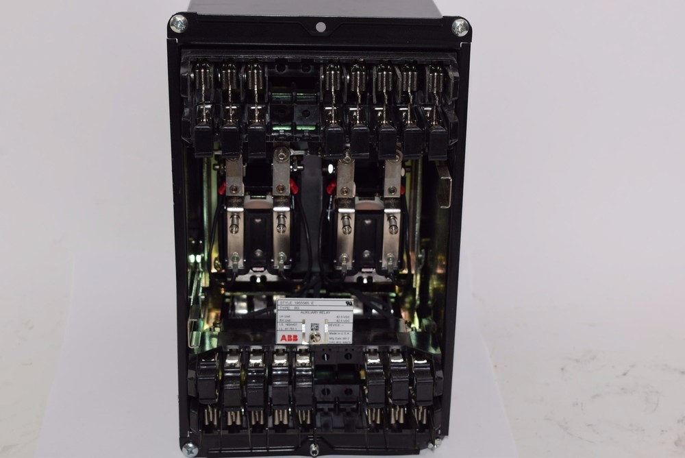 ABB SG Auxiliary Current Relay, 1955565-E 62.5 VDC Missing Front Cover