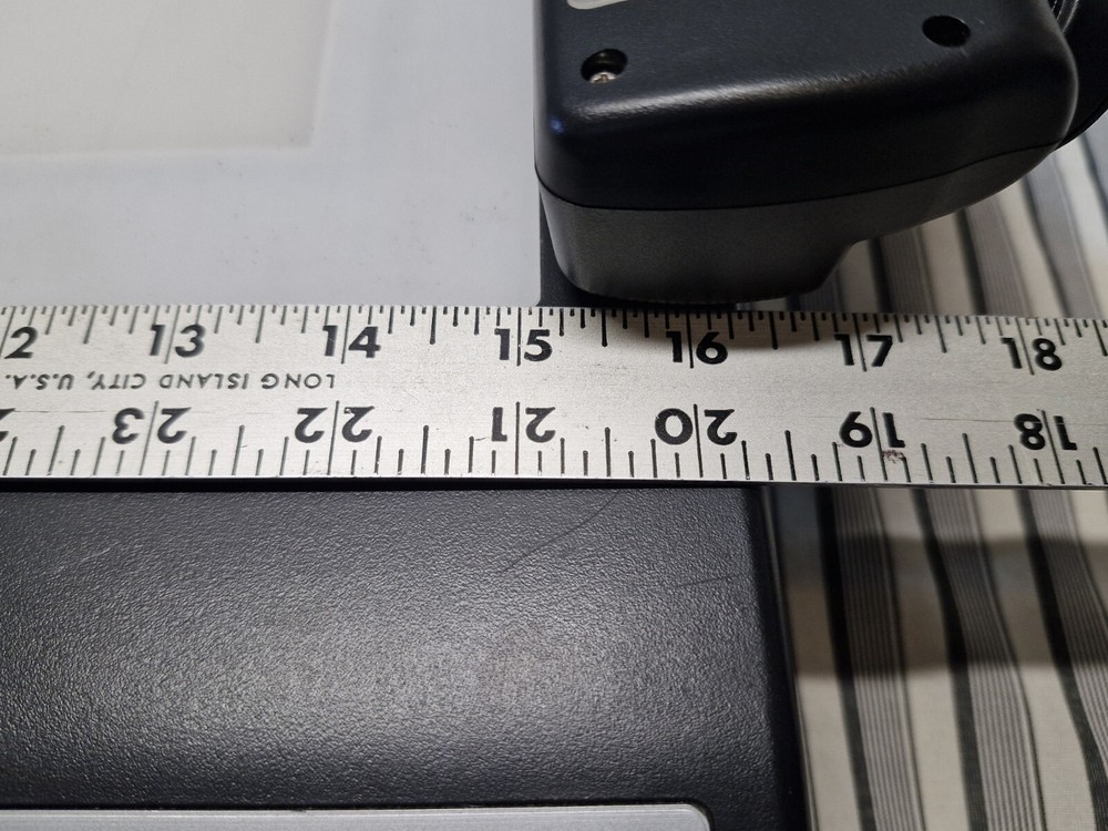 SAMSUNG Digital Presenter SDP-900DXAN