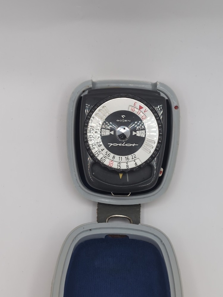 Gossen Pilot Precision Light Meter w/ Case, Strap & Original Box Vintage
