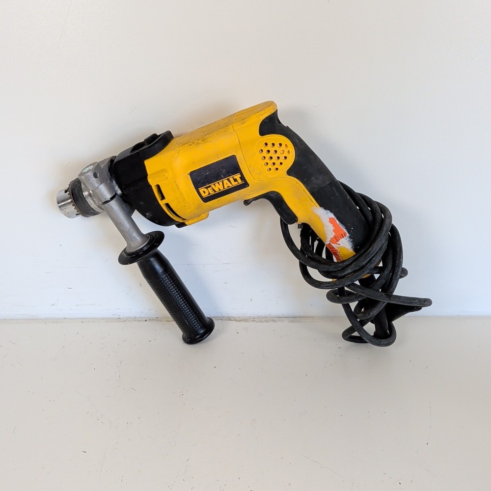 DEWALT DW511 7.8 Amp 1/2" Variable Speed Corded Hammer Drill UNTESTED