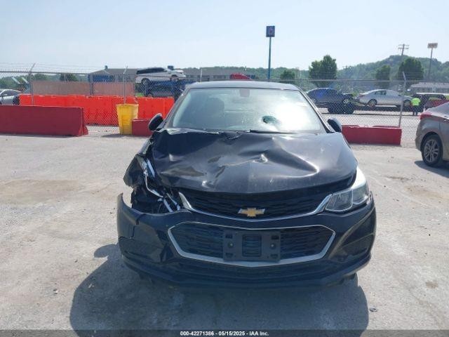 Used Front Right Drive Axle Shaft fits: 2017 Chevrolet Cruze front gasoline AT F