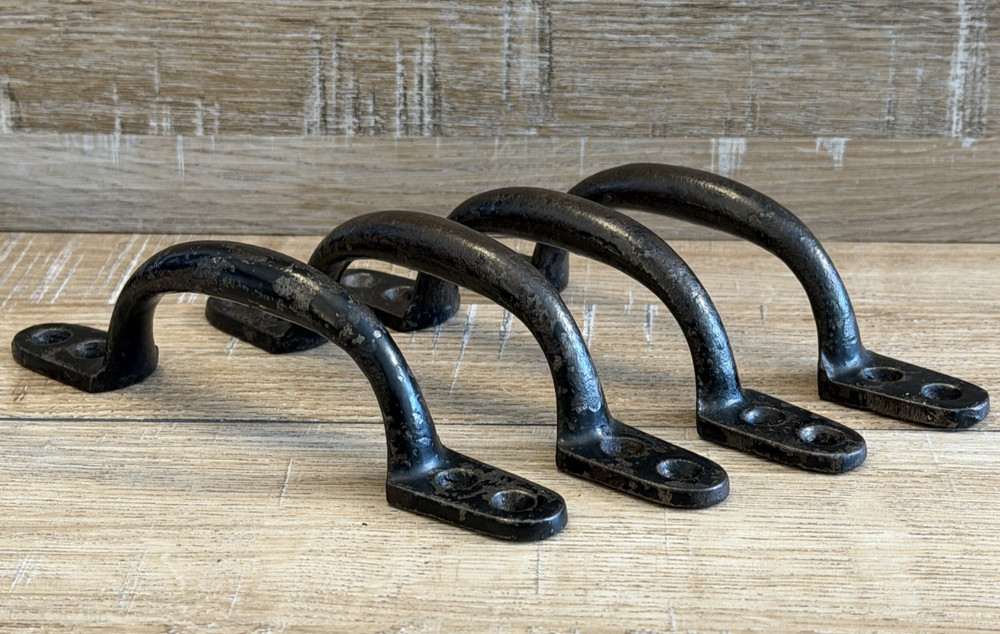 X4 VINTAGE IRON PULL HANDLES RUSTIC D HANDLES