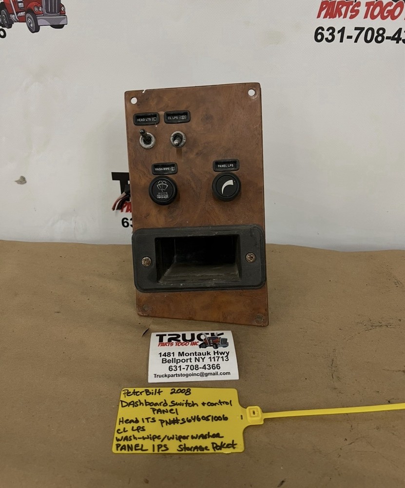 PETERBILT - DASHBOARD SWITCH CONTROL PANEL - USED P/N S646051006