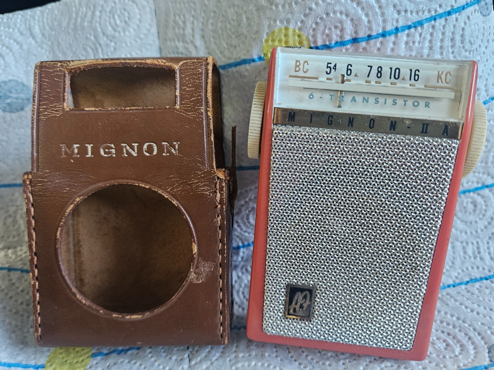 1959 MIGNON IIA STANDARD TRANSISTOR PINK Radio Vintage JAPAN W CASE