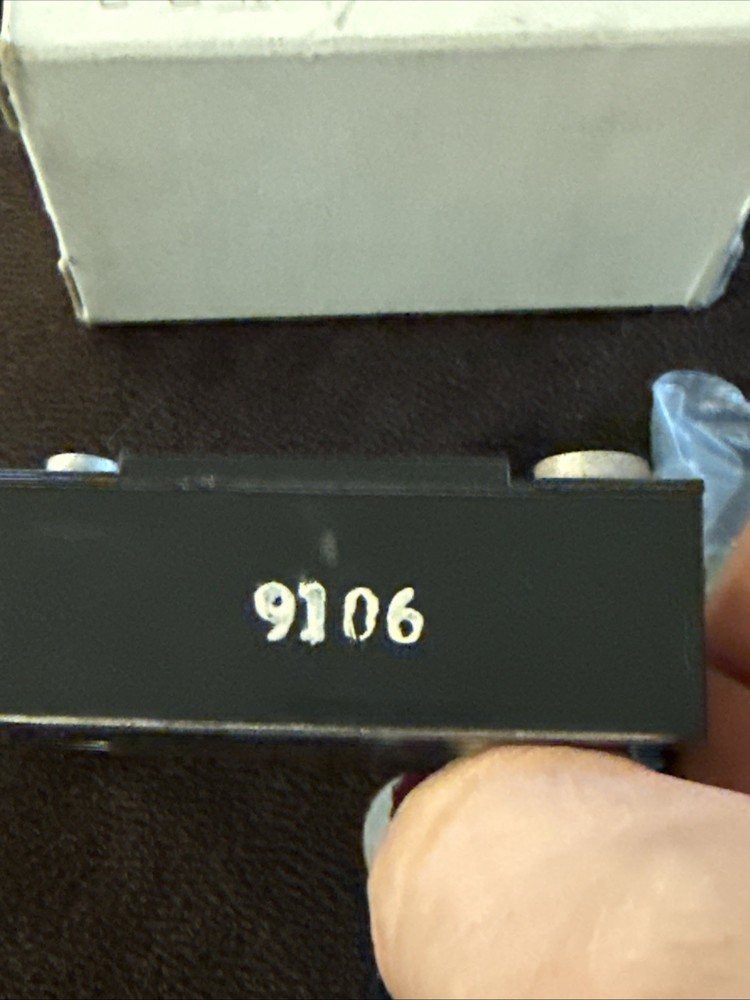 Crydom D4808 Solid State Relay 3-32V Input 480V 8A Output