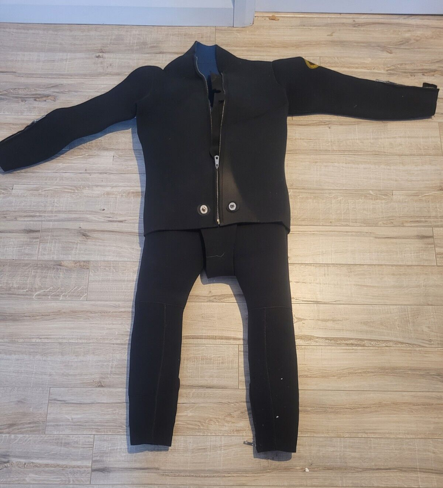 Vintage Aqualung / U.S. Divers Wetsuit