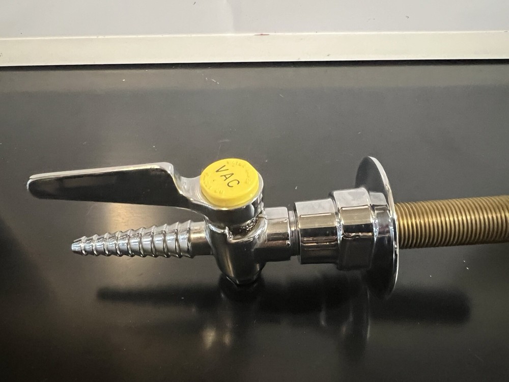 WaterSaver Sidewall Or Overhead Vacuum Turret.