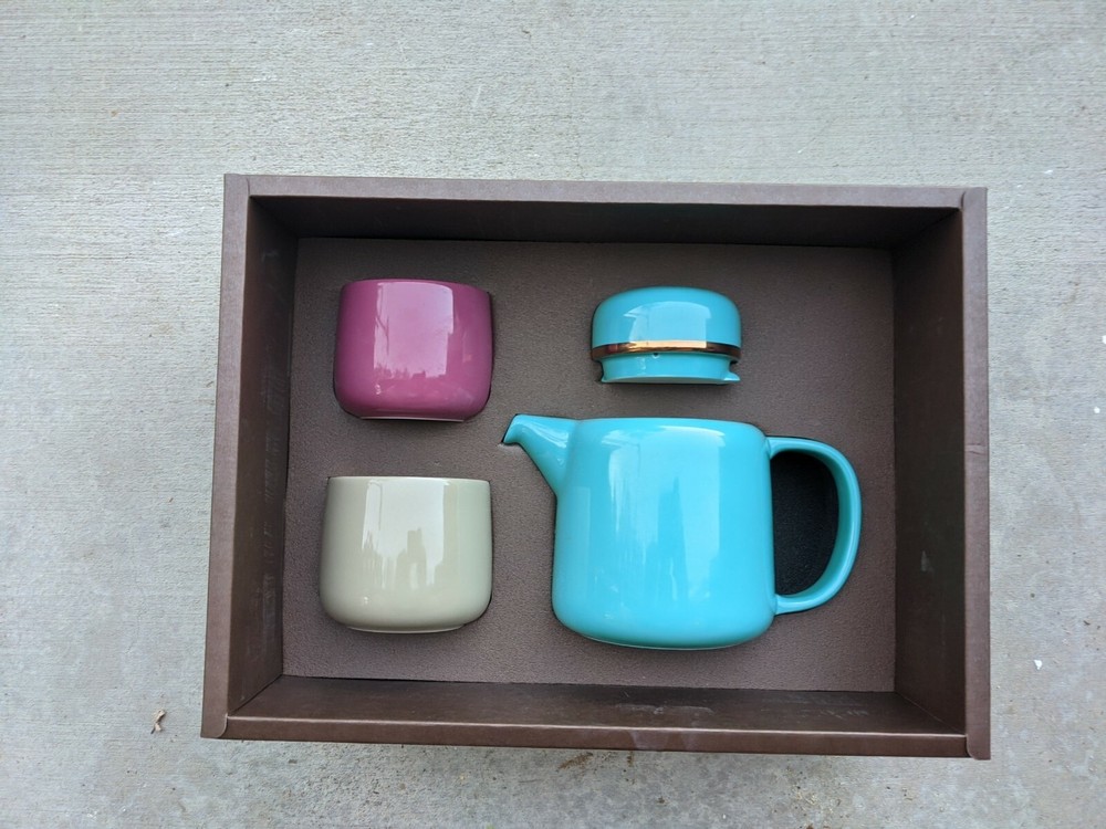 Cilin Ceramic Tea Set - Grapefruit - Allurement - New in Box
