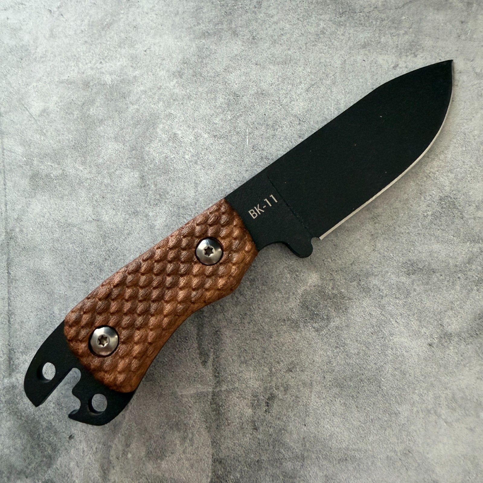 Dragonscales handlesscales compatible with Kabar BK-11 Necker knife (w/hardware)