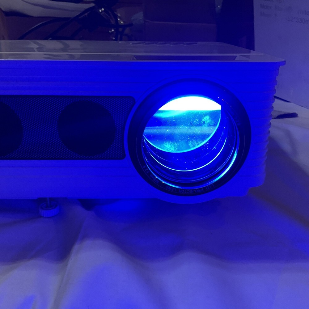 Yaber Home Cinema Projector Excellent Condition Missing Remote