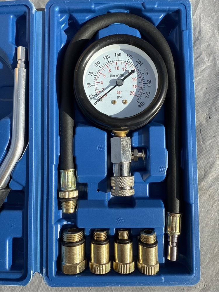 Engine Cylinder Compression Gauge Tester Kit Gas Engine Diagnostic Testing Tool.