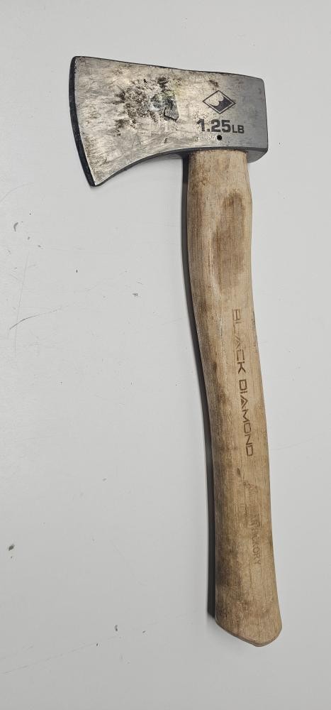 BLACK DIAMOND CAMP AXE (P32006351)