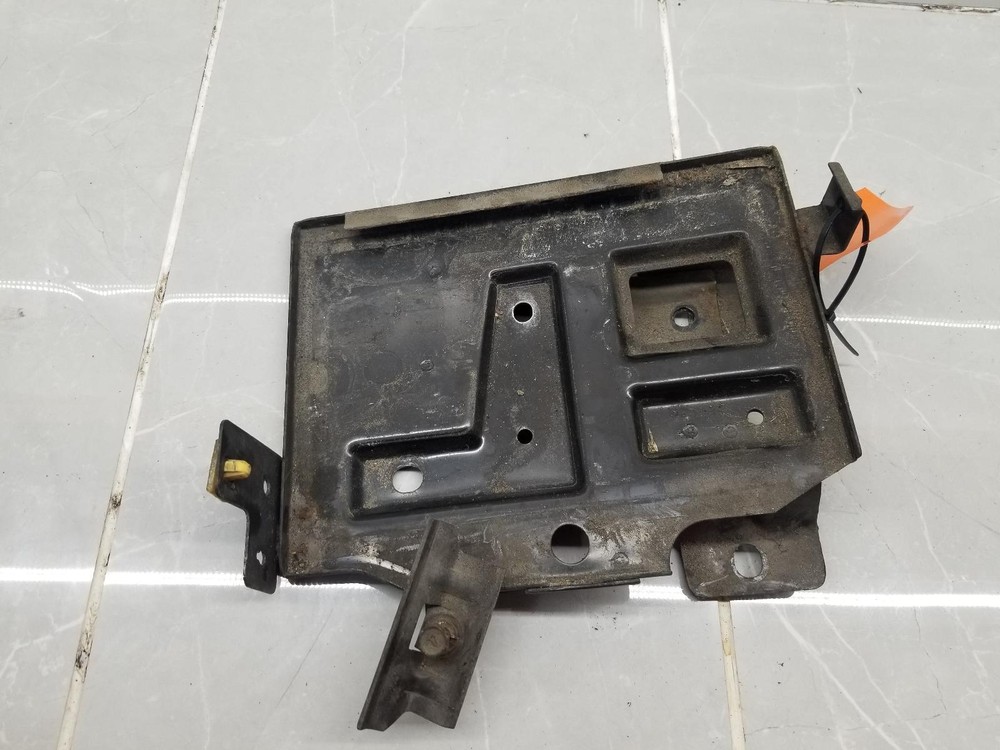 2006 TIBURON BATTERY TRAY #001090