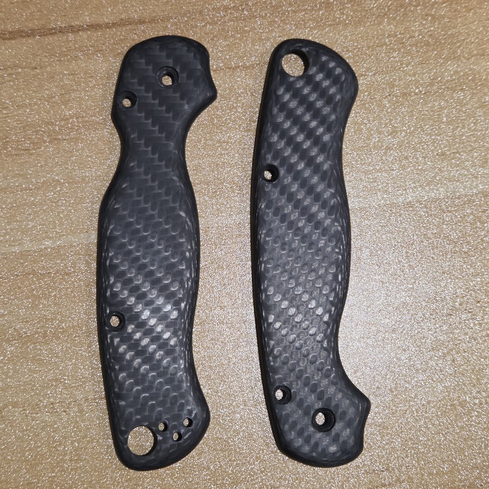 Suingab Custom CF Scales w/Radius Edge for Spyderco Paramilitary 2