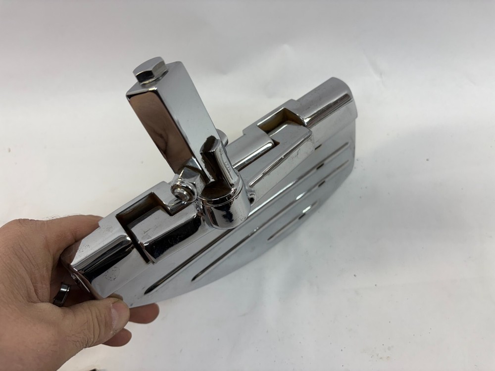Harley chrome rubber floorboard footboard platform peg left LooK