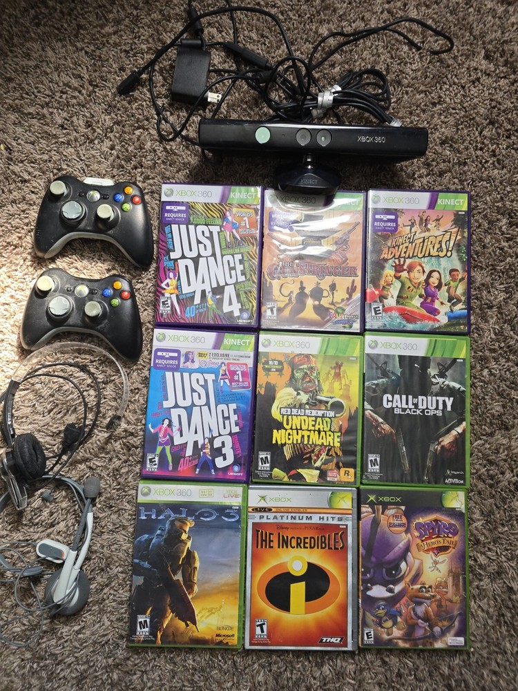 Xbox 360 Kinect Sensor Game Bundle with/ 9 Games And 2 Controllers