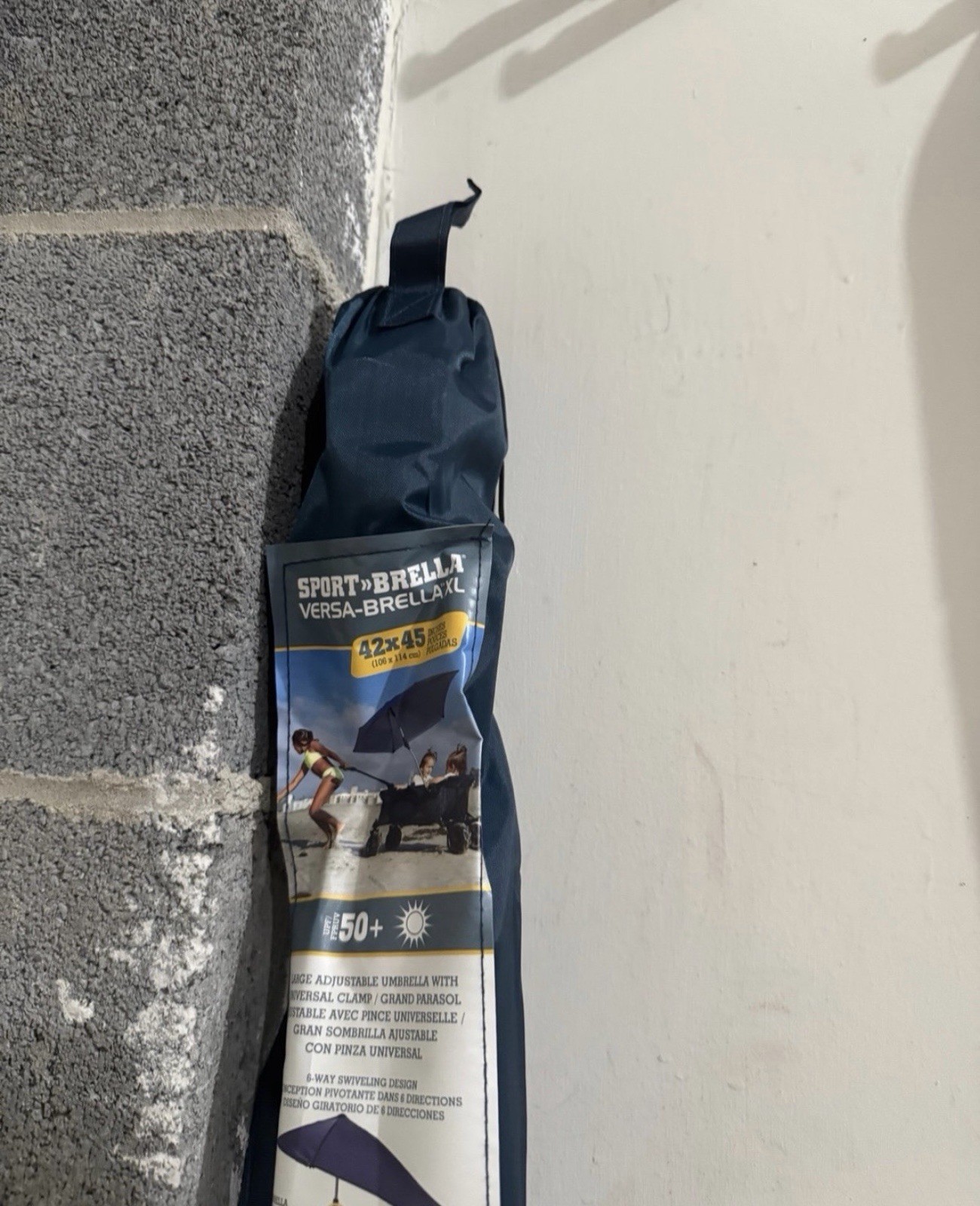 NEW Sport-Brella Versa-Brella XL SPF 50+ Adjustable Umbrella with Clamp Blue