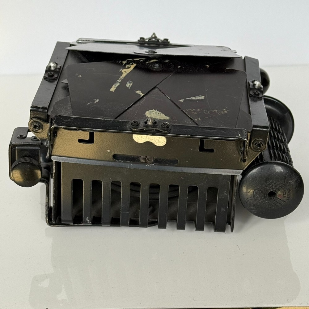 Lowel Omni Light Barn Doors - Works - Camera Flash