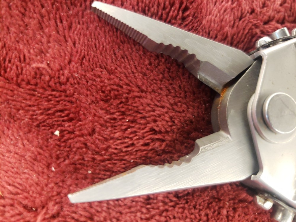 🔪🔪 Gerber Multi Tool Needlenose MP400 with scissors & Drop Point Blade 4scw