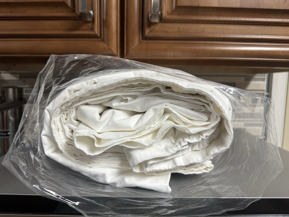 BedJet Cloud Sheet Dual Zone King Size (Cooling & Warming) - Open Packaging