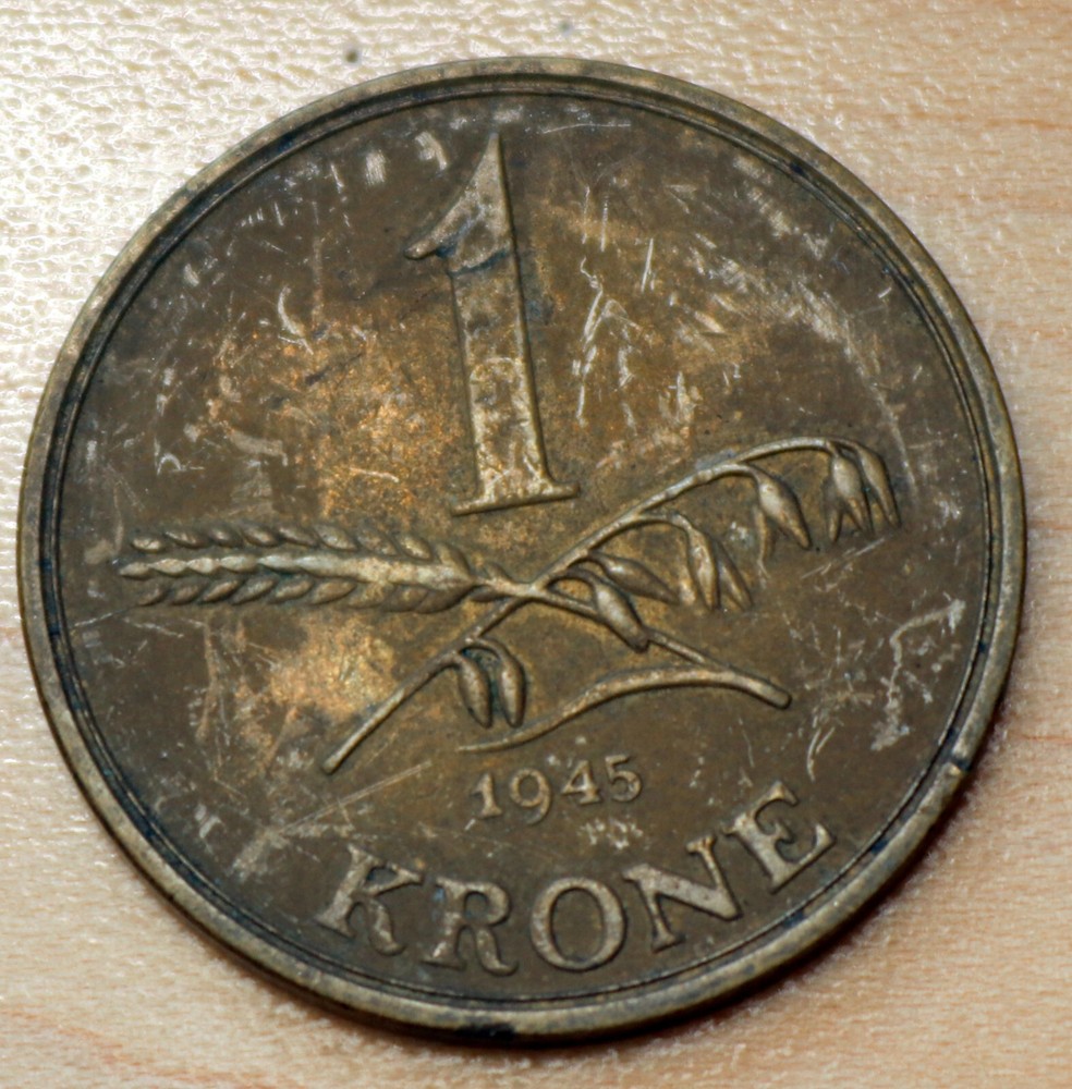 1945 Denmark 1 Krone  Aluminum-Bronze WWII